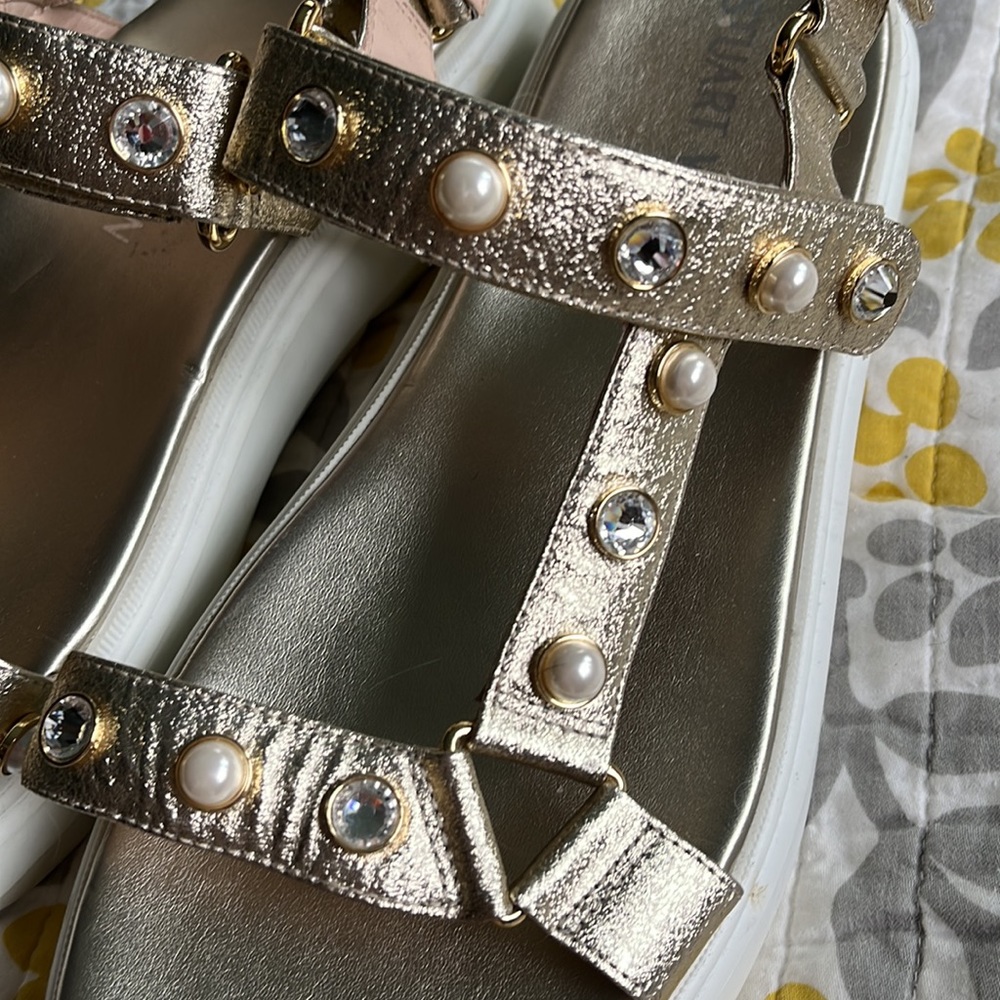 Stuart Weitzman 11.5 Zoelie Crystal pearl diamond sport sandals
